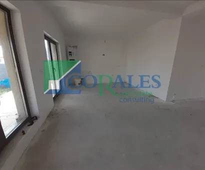 Duplex pe parter, toate utilitatile!