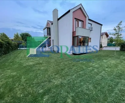 INDIVIDUALA, 5 minute de British, 5 camere, Gradina amenajata