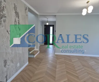 COMISION 0%.Vila cu Garaj.1000 mp Teren!