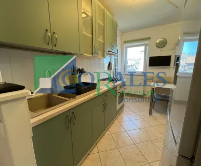 Zona Lipovei. ETAJ 2. Decomandat. 3 balcoane!