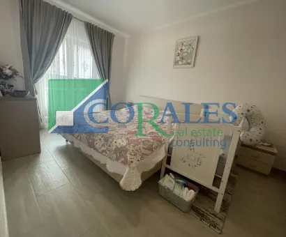 bloc NOU, terase de 15 mp, parcare cu CF, Mobilat si Utilat. Conti Buziasului