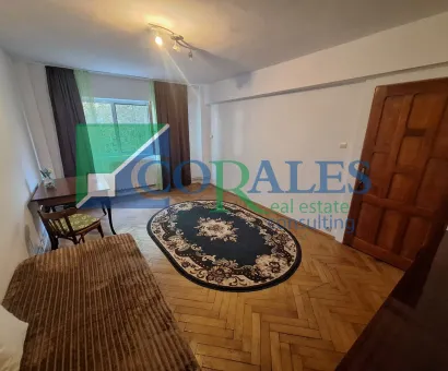 Apartament 3 cam. decomandat, 74 mp, 2 intrări separate, centrala, boxa proprie
