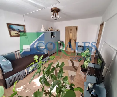 Apartament 2 Cam., etaj 1, zona Brâncoveanu, mobilat, utilat, bloc caramida